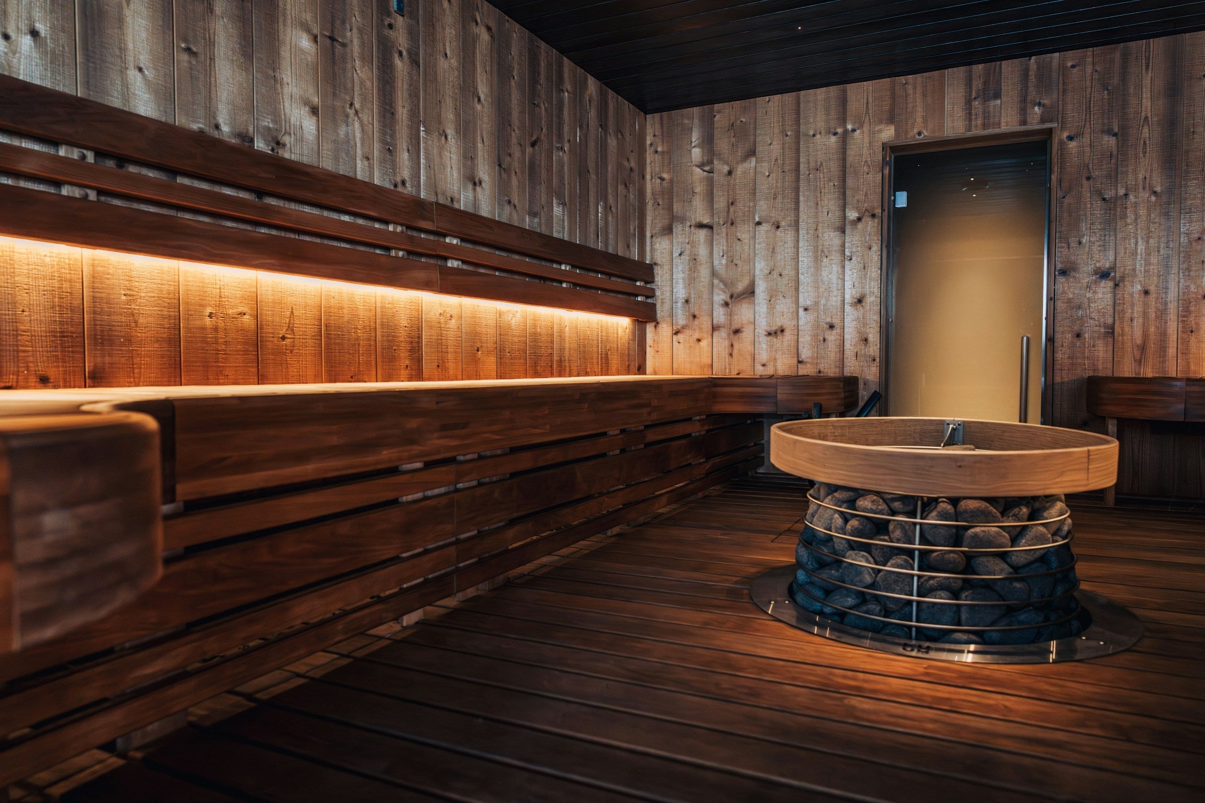 Dry Sauna vs Wet Sauna: Understanding the Difference