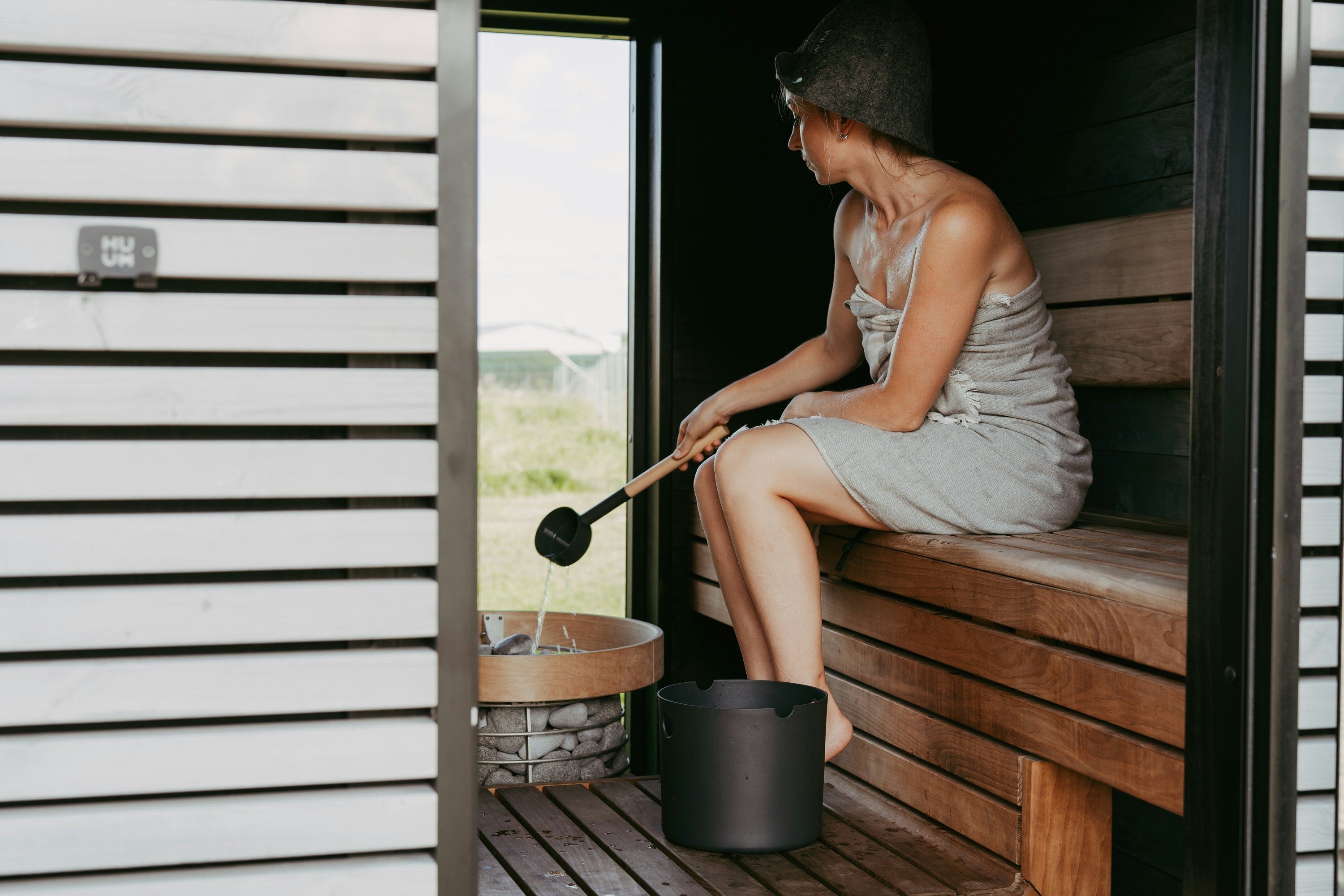 What to Wear to the Sauna: A Practical Cultural Guide
